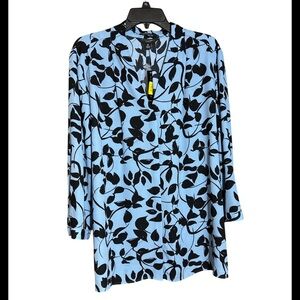 Investments Caroline Blue and Black vine Print Blouse NWT size 2X Pit